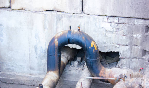 Best Sewage cleanup and water damage restoration  in Lawndale, CA